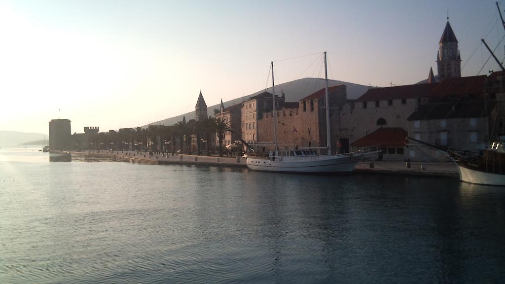 Andrea Apartments Trogir Exterior foto
