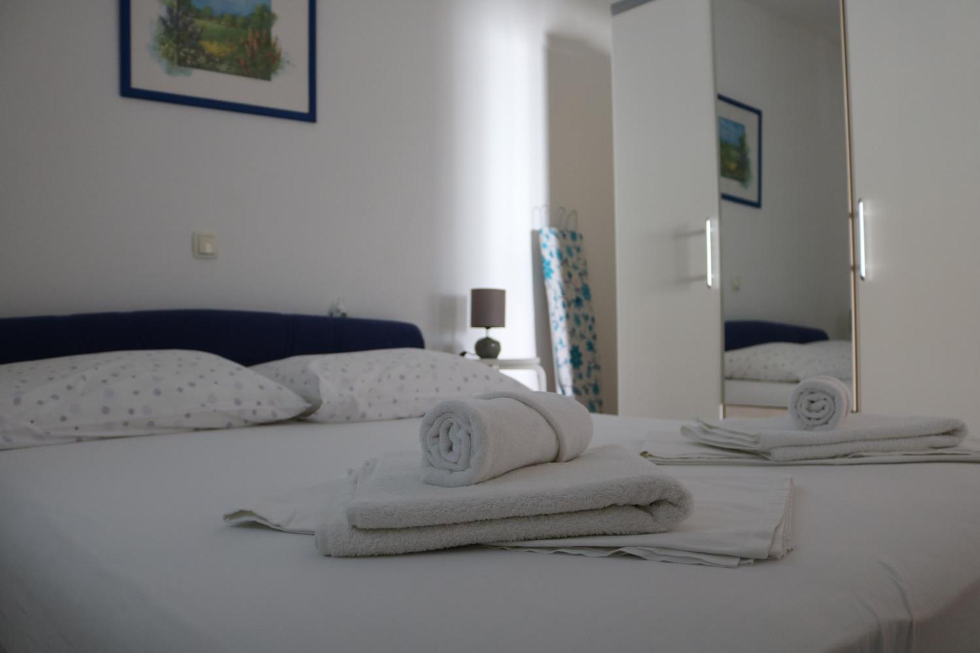 Andrea Apartments Trogir Exterior foto